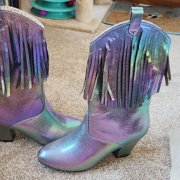 B.A.I.T. fringed cowboy boots - Picture 3 of 4